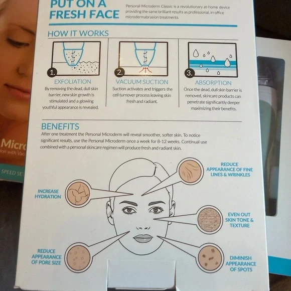 PMD Classic Microderm Device (1 pink/1 green available) - Picture 3 of 3